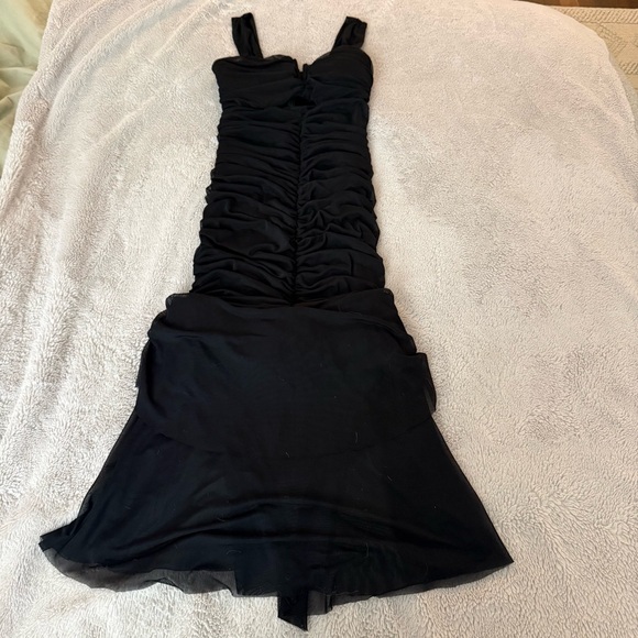 Chartou Ruched Mermaid Gown - Picture 2 of 5